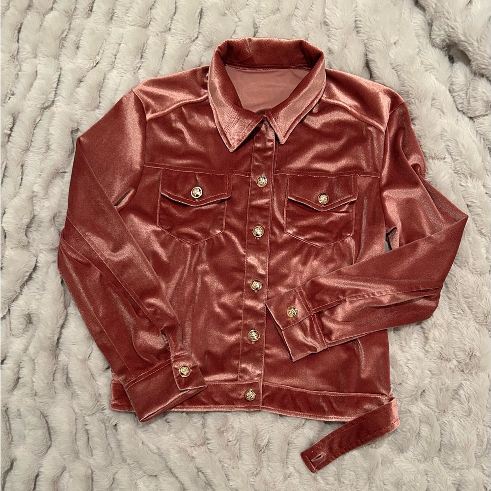 Amazon Velvet Button-Up Jacket in Rose